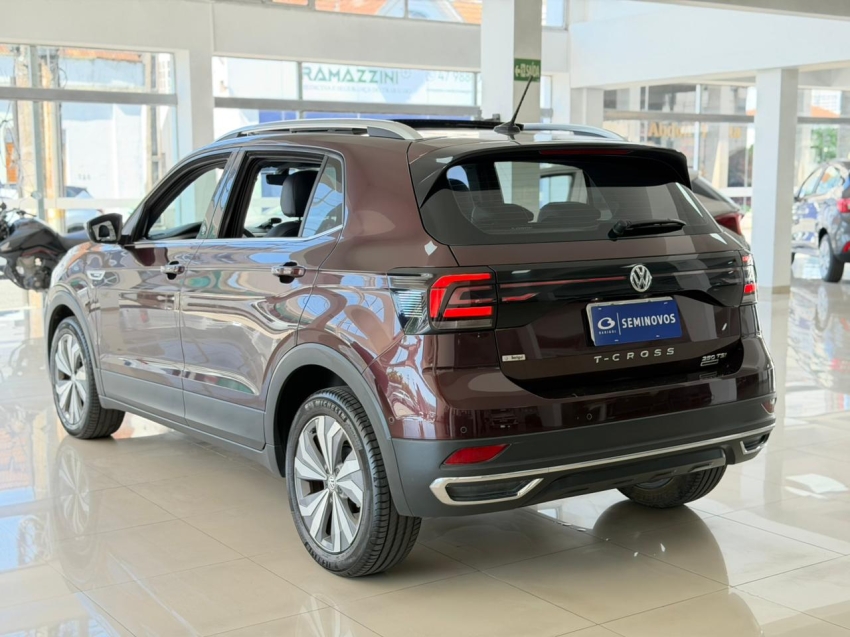 volkswagen t-cross 1.4 250 tsi total flex highline automatico 4p 20204