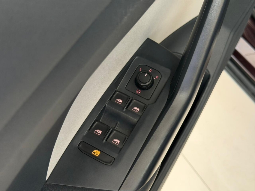 volkswagen t-cross 1.4 250 tsi total flex highline automatico 4p 202015