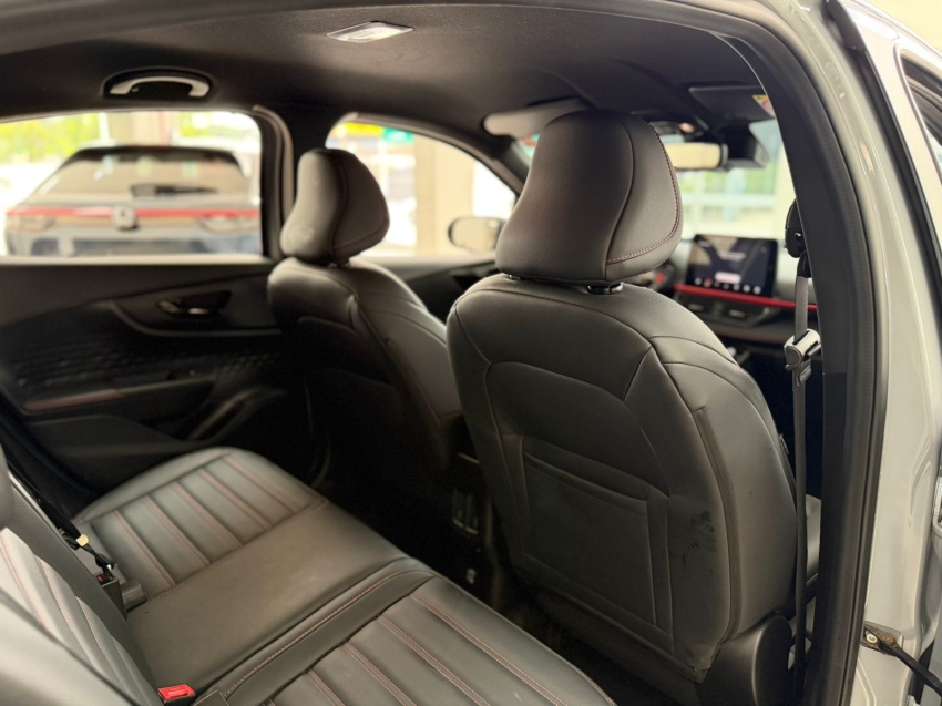 fiat fastback 1.3 turbo 270 flex abarth at6 4p automatico 20258