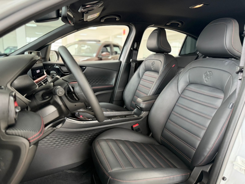 fiat fastback 1.3 turbo 270 flex abarth at6 4p automatico 202514