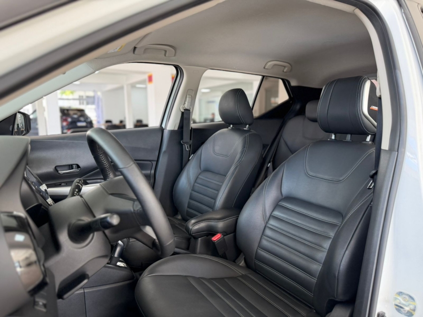 nissan kicks 1.6 16v flexstart exclusive xtronic flex 4p automatico 202413