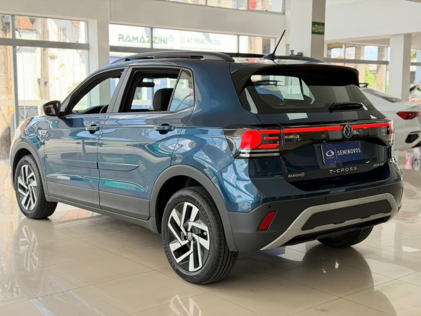 volkswagen t-cross 1.0 200 tsi total flex comfortline automatico 4p 20256