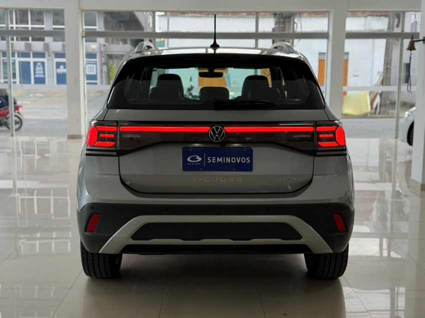 volkswagen t-cross 1.4 250 tsi total flex highline automatico 4p 20255