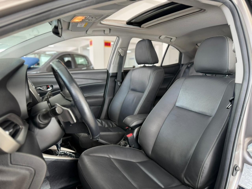 toyota yaris 1.5 16v flex sedan xls multidrive 4p automatico 202013