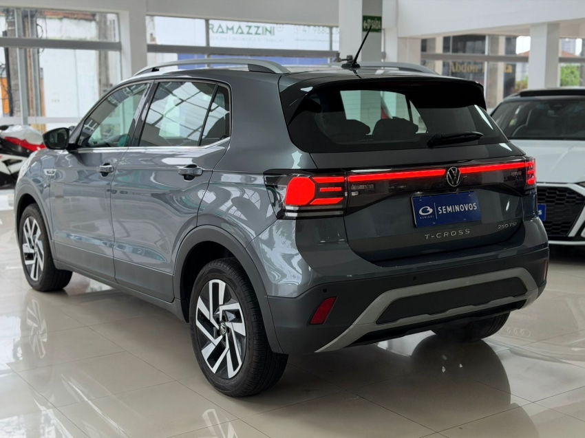 volkswagen t-cross 1.4 250 tsi total flex highline automatico 1.5 4p 20256