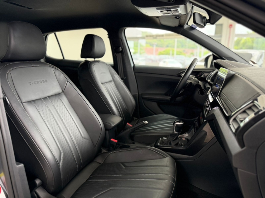 volkswagen t-cross 1.4 250 tsi total flex highline automatico 1.5 4p 202511