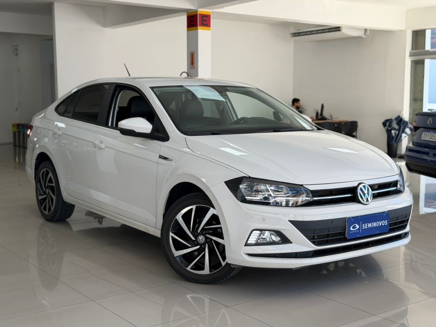 volkswagen virtus 1.0 200 tsi highline automatico flex 4p 2022