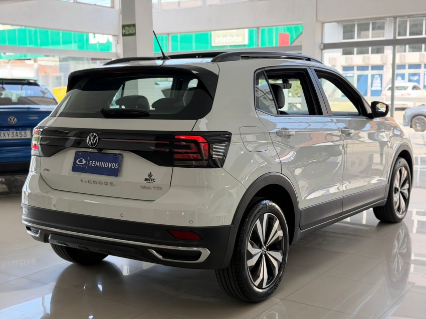 volkswagen t-cross 1.0 200 tsi total flex comfortline automatico 4p 20234