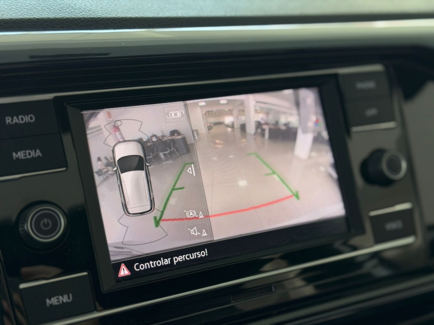 volkswagen t-cross 1.0 200 tsi total flex comfortline automatico 4p 202317