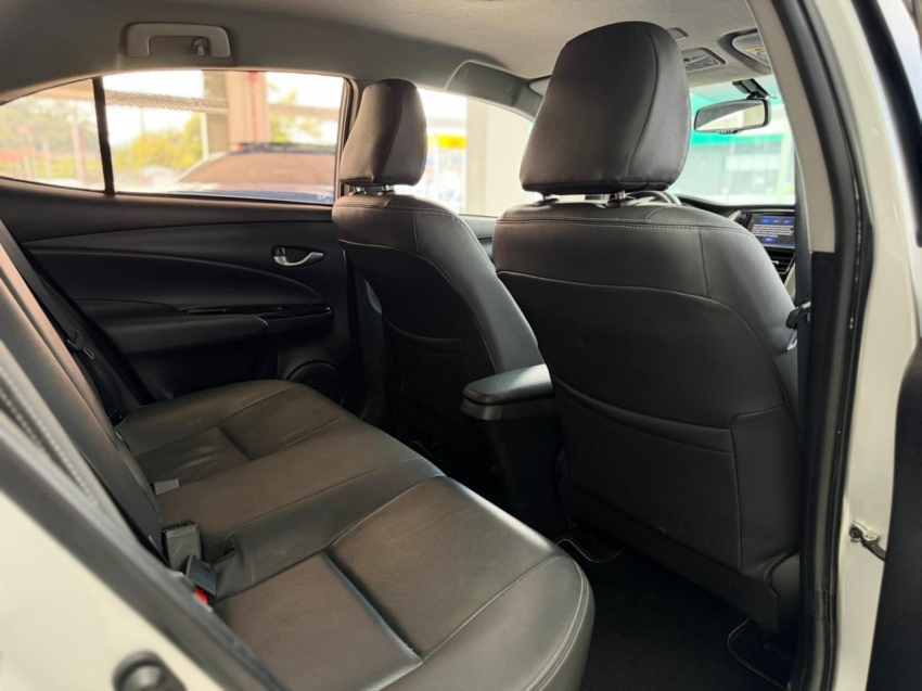 toyota yaris 1.5 16v flex sedan xs connect multidrive 4p automatico 202011