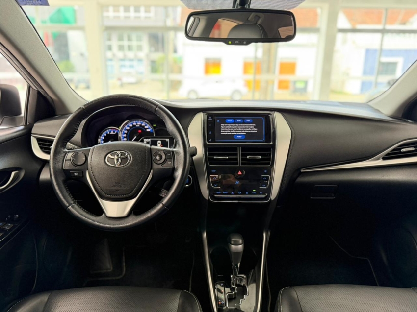 toyota yaris 1.5 16v flex sedan xs connect multidrive 4p automatico 20208