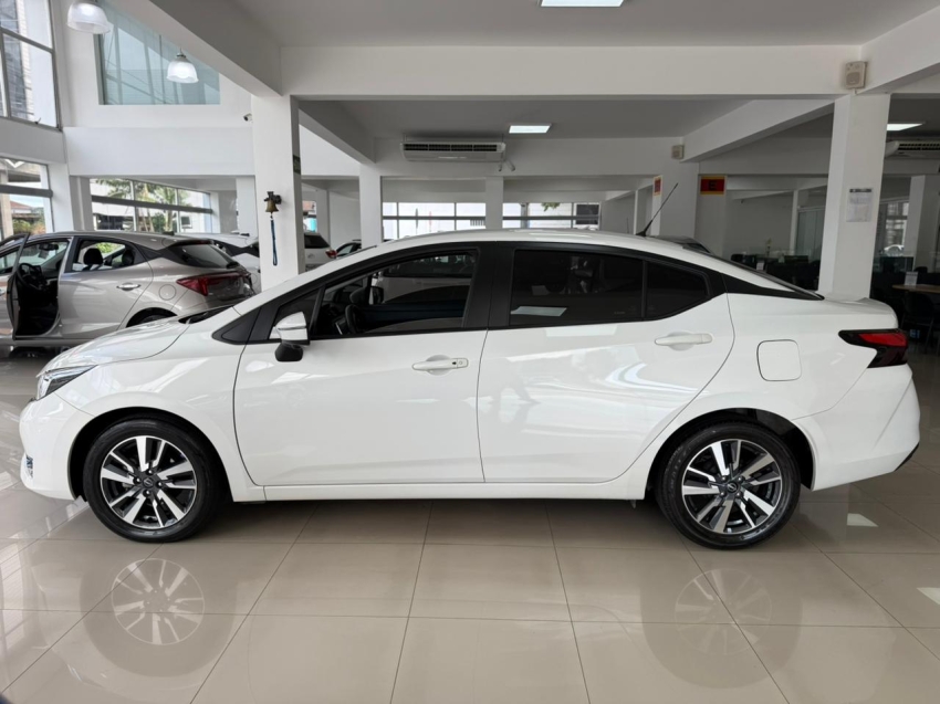 nissan versa 1.6 16v flex advance xtronic 4p automatico 20253