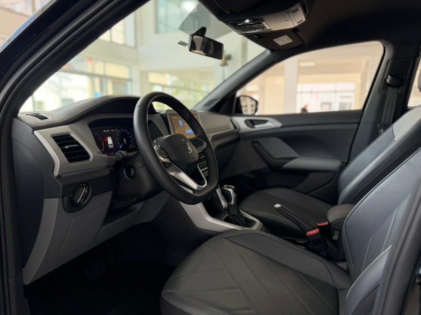 volkswagen t-cross 1.0 200 tsi total flex comfortline automatico 4p 202512