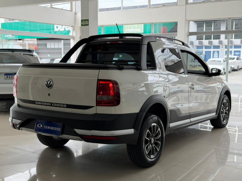 volkswagen saveiro 1.6 cross cd 16v flex 2p manual 4p 20174