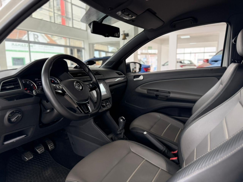 volkswagen saveiro 1.6 cross cd 16v flex 2p manual 4p 201711