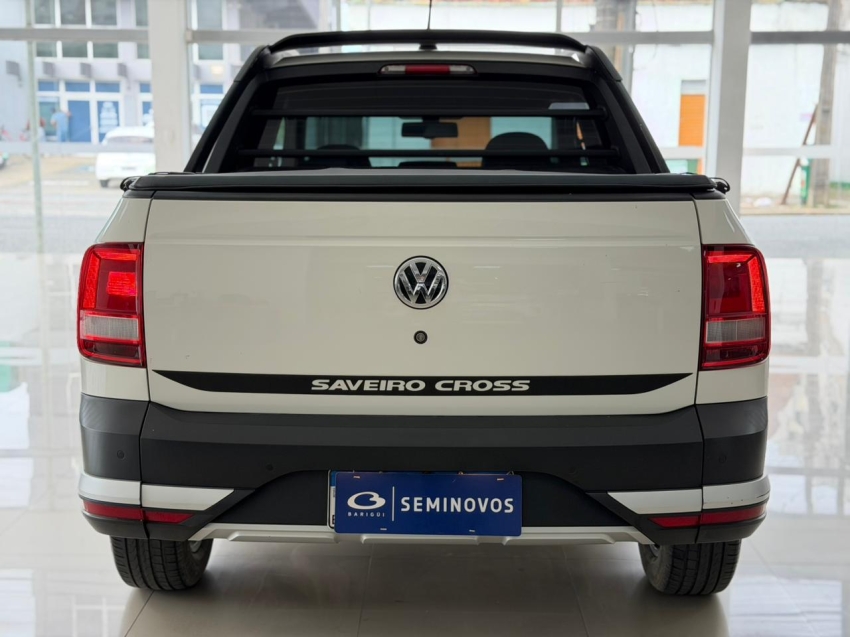 volkswagen saveiro 1.6 cross cd 16v flex 2p manual 4p 20175