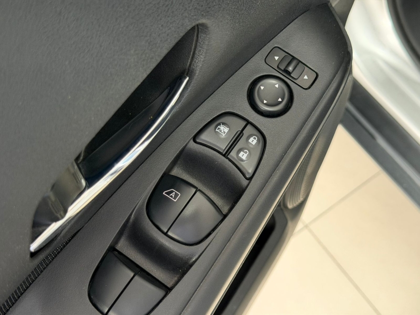 nissan kicks 1.6 16v flexstart sense xtronic flex 4p automatico 202415