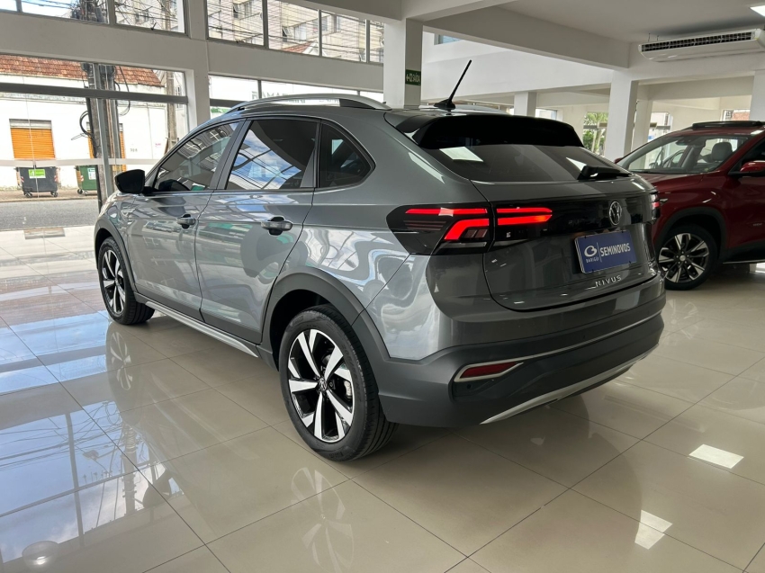 volkswagen nivus 1.0 200 tsi total flex highline automatico 4p 20226