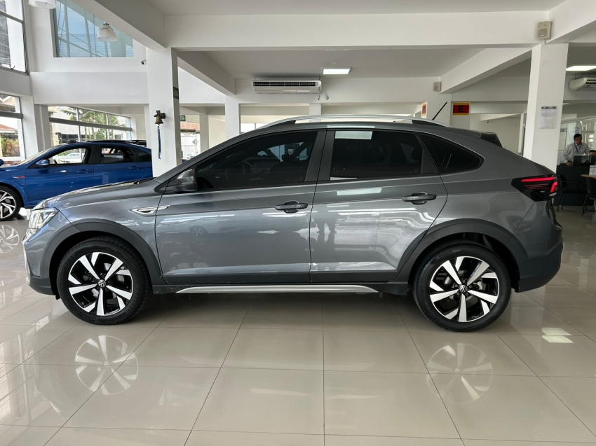 volkswagen nivus 1.0 200 tsi total flex highline automatico 4p 20223