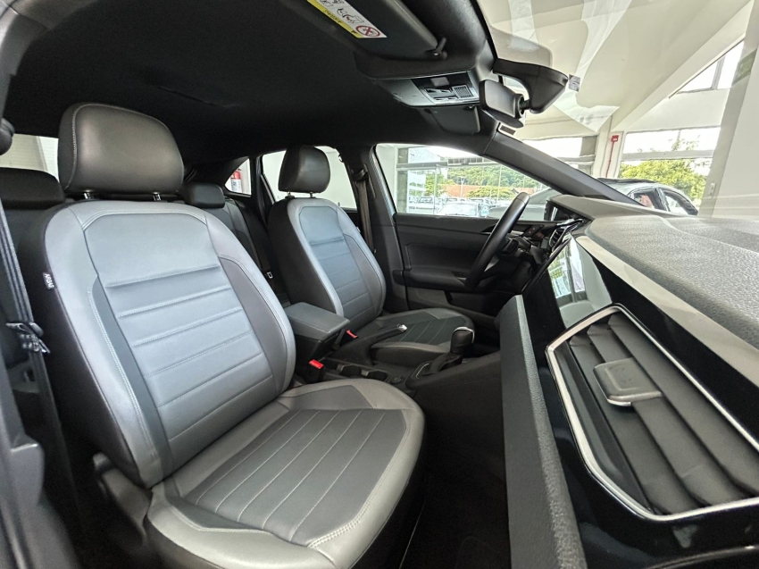 volkswagen nivus 1.0 200 tsi total flex highline automatico 4p 202210