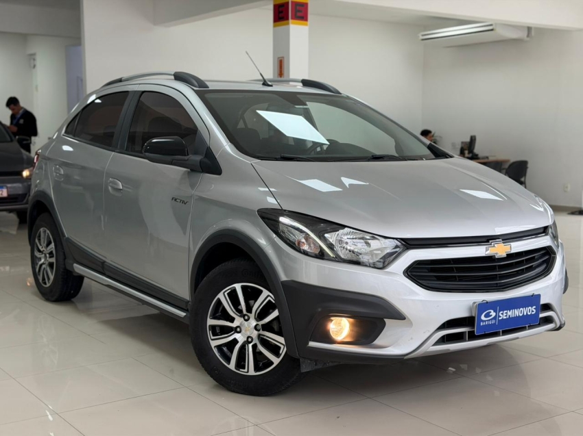 chevrolet onix 1.4 mpfi activ 8v flex 4p automatico 2018