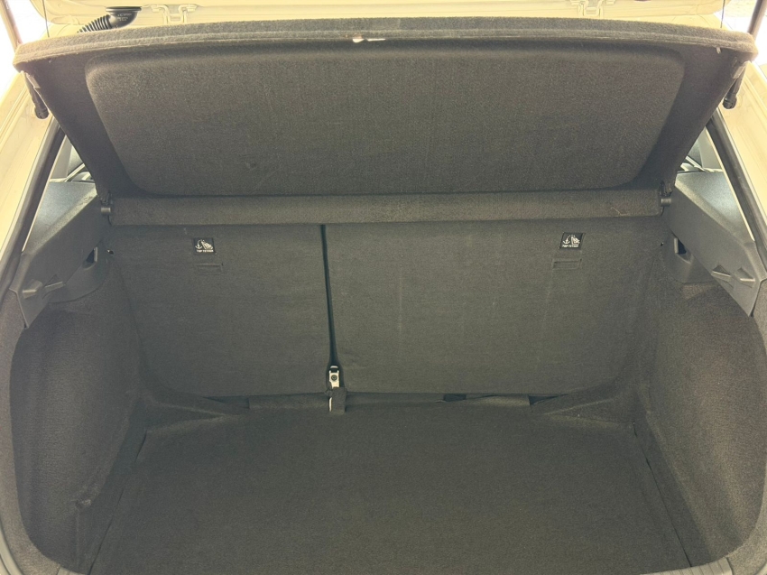 volkswagen nivus 1.0 200 tsi total flex comfortline automatico 4p 202614