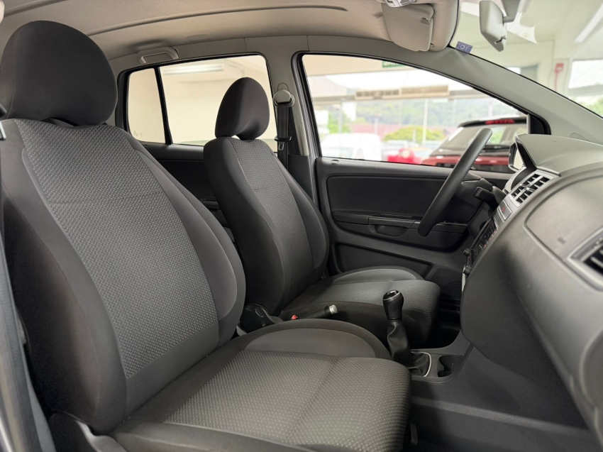 volkswagen fox 1.6 msi total flex connect 4p manual 202116
