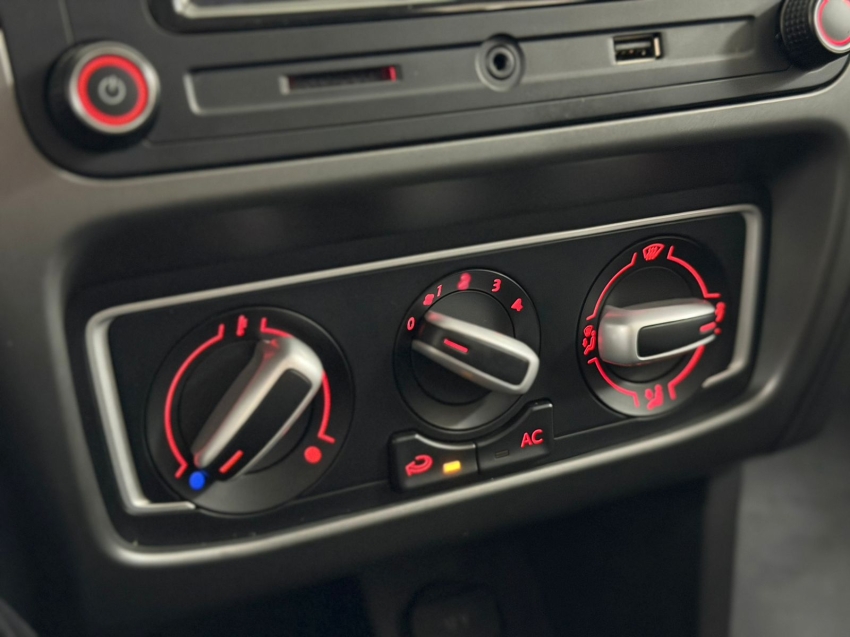 volkswagen fox 1.6 msi total flex connect 4p manual 202119