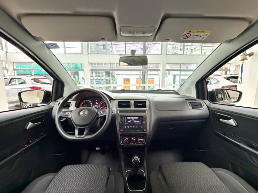 volkswagen fox 1.6 msi total flex connect 4p manual 202114