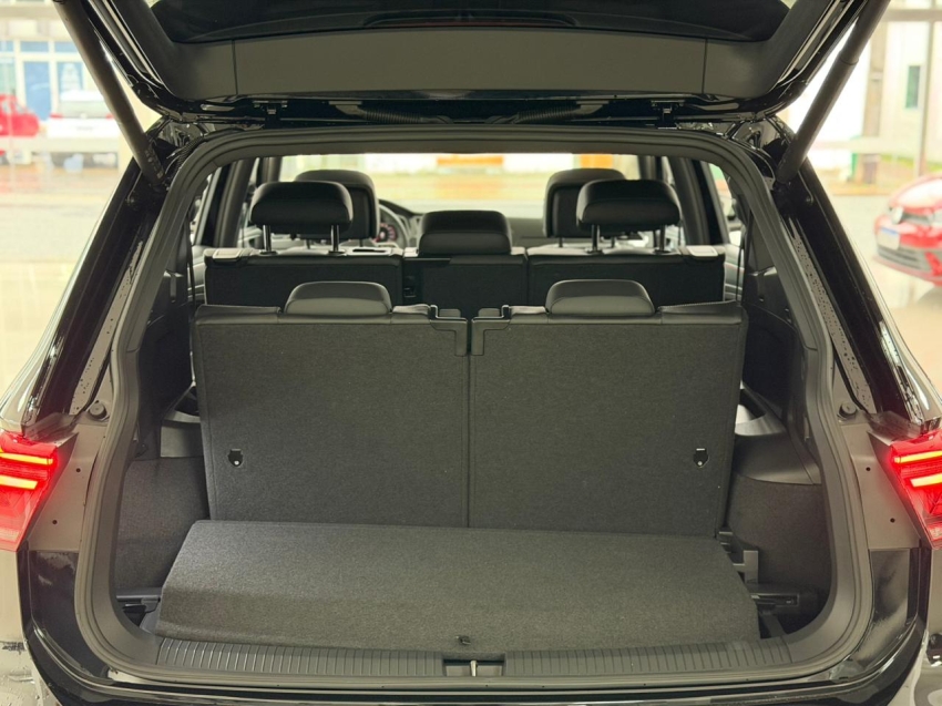 volkswagen tiguan 2.0 300 tsi gasolina allspace r-line automatico 4p 202513