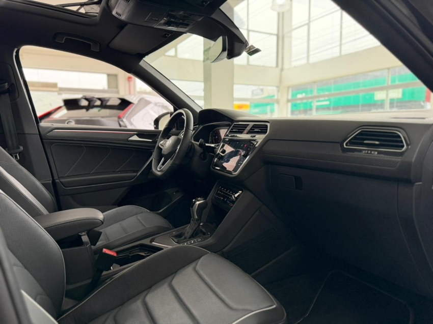 volkswagen tiguan 2.0 300 tsi gasolina allspace r-line automatico 4p 202510