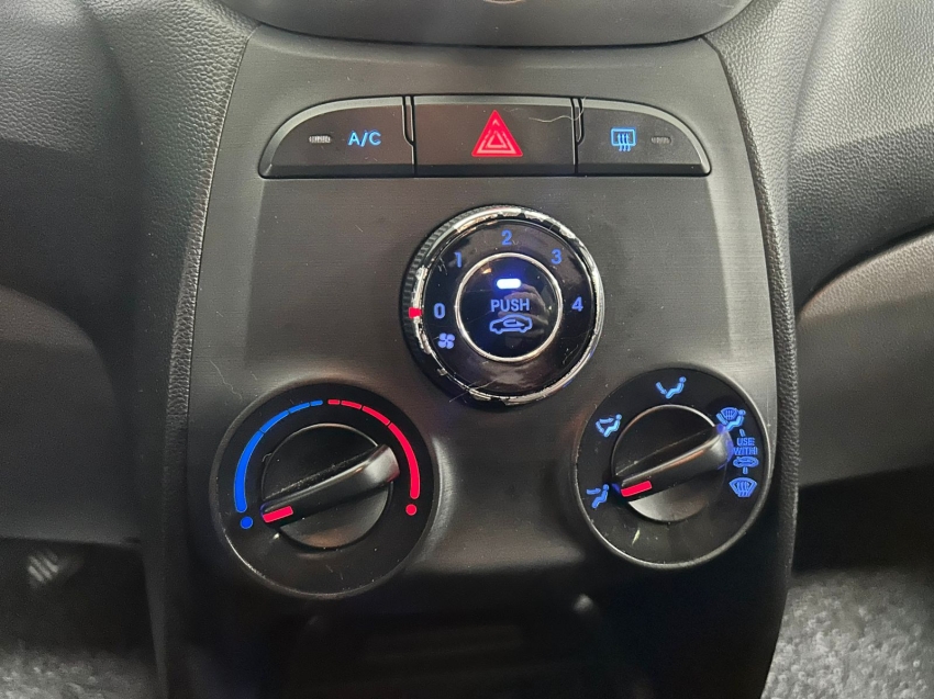 hyundai hb20s 1.6 comfort plus 16v flex 4p manual 201513