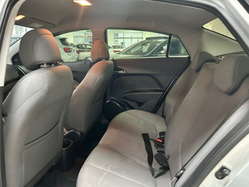 hyundai hb20s 1.6 comfort plus 16v flex 4p manual 201517
