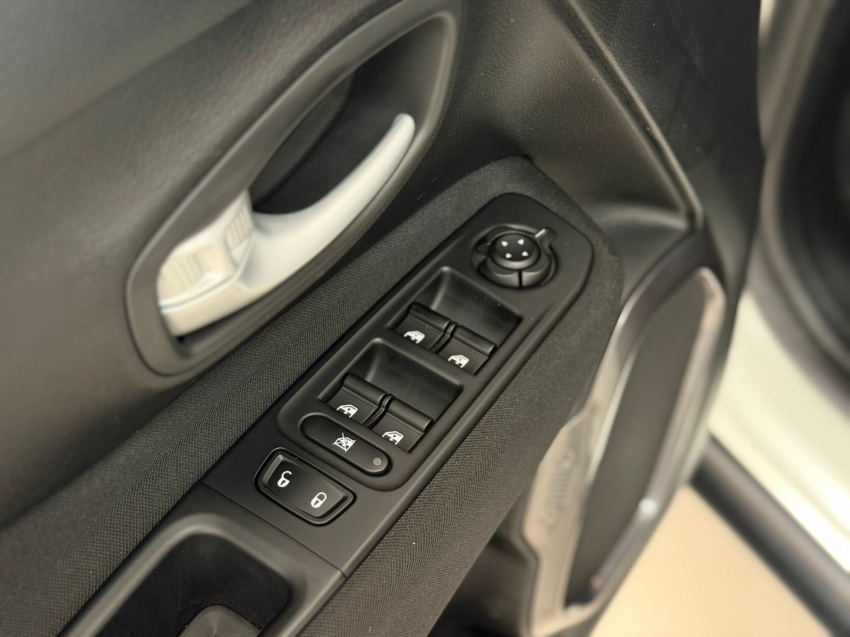jeep renegade 1.3 t270 turbo flex sport altitude at6 4p automatico 202514