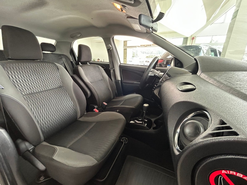 toyota etios 1.5 xs sedan 16v flex 4p automatico 201812