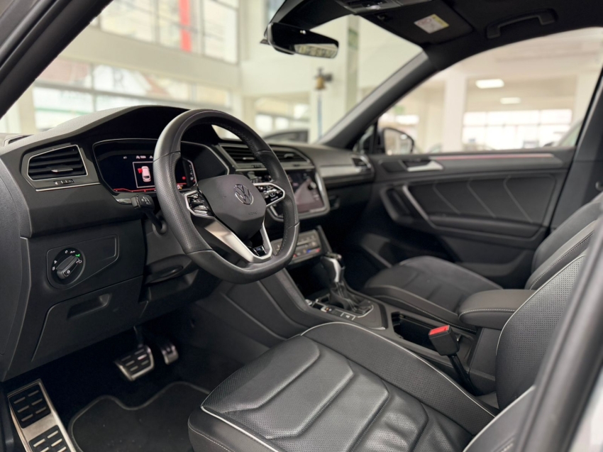 volkswagen tiguan 2.0 300 tsi gasolina allspace r-line automatico 4p 202514