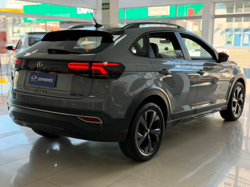 volkswagen nivus 1.0 200 tsi total flex highline automatico 4p 20244