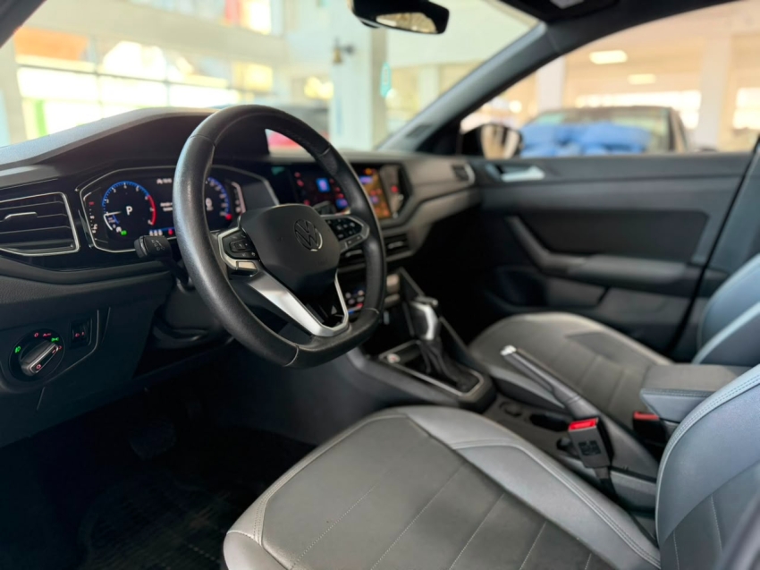volkswagen nivus 1.0 200 tsi total flex highline automatico 4p 202412