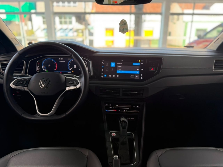 volkswagen nivus 1.0 200 tsi total flex highline automatico 4p 202418