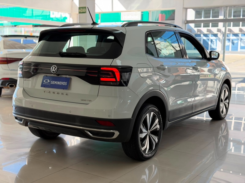 volkswagen t-cross 1.0 200 tsi total flex comfortline automatico 4p 20214
