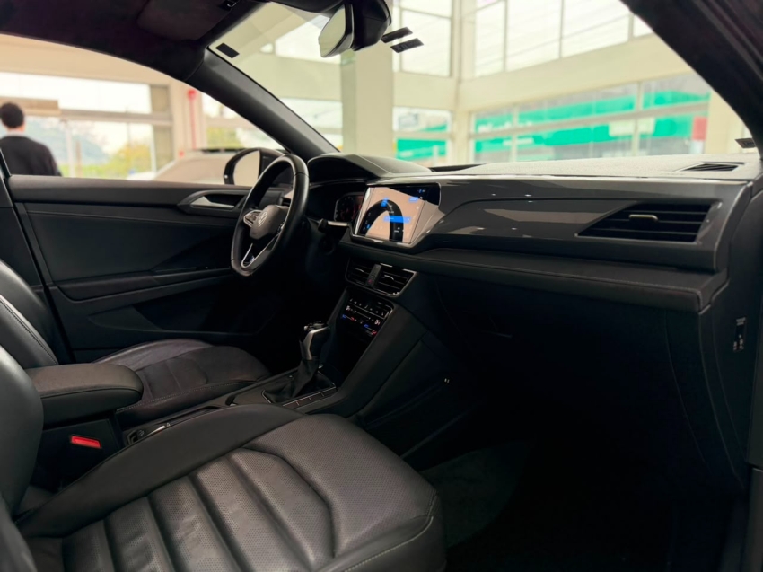 volkswagen taos 1.4 250 tsi total flex highline automatico 4p 202313
