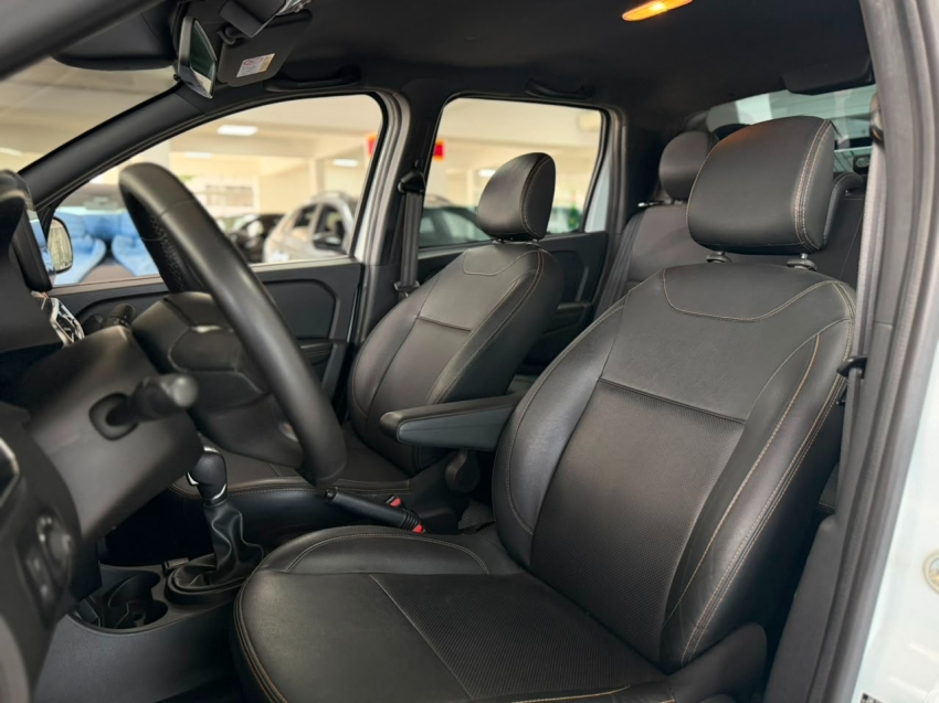 renault oroch 1.3 tce flex outsider x-tronic 4p automatico 202312