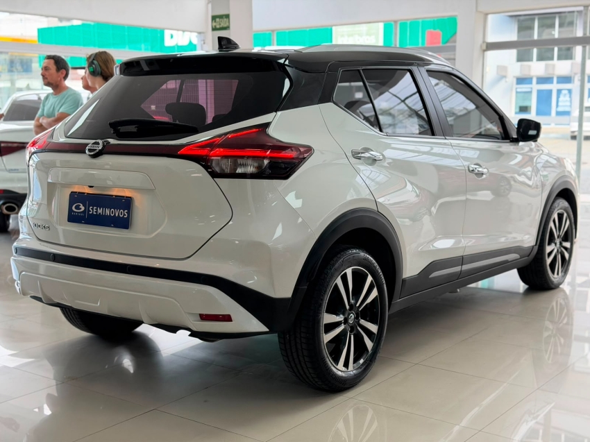 nissan kicks 1.6 16v flexstart exclusive xtronic flex 4p automatico 20224