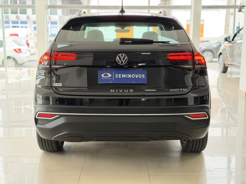volkswagen nivus 1.0 200 tsi total flex highline automatico 4p 20235