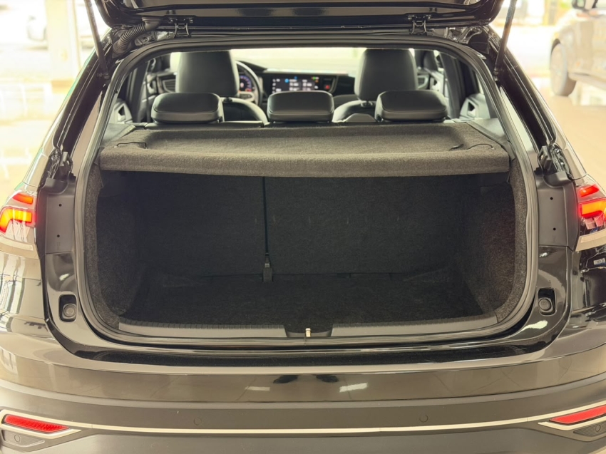 volkswagen nivus 1.0 200 tsi total flex highline automatico 4p 20237