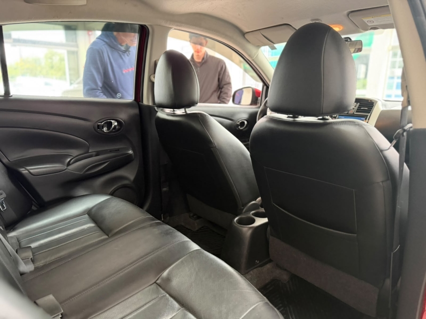 nissan versa 1.6 16v flexstart sl 4p xtronic flex automatico 201910