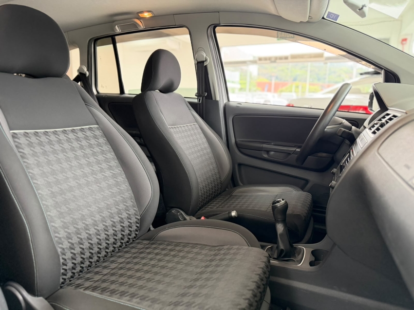 volkswagen spacefox 1.6 msi comfortline 8v flex 4p manual 201811