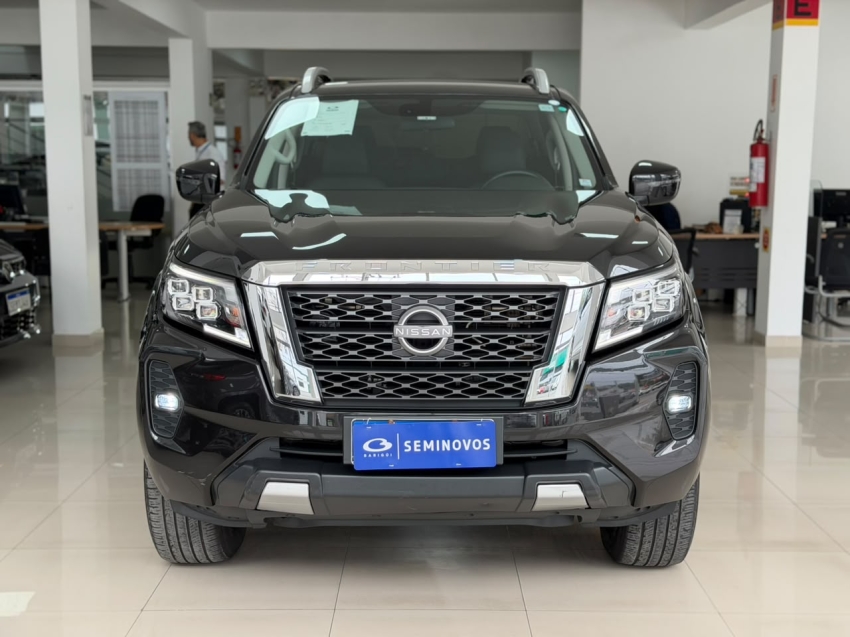 nissan frontier 2.3 16v turbo diesel xe cd 4x4 automatico 2.4 4p 20251
