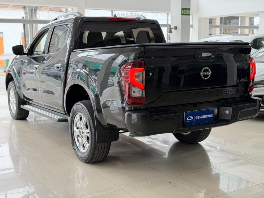 nissan frontier 2.3 16v turbo diesel xe cd 4x4 automatico 2.4 4p 20254