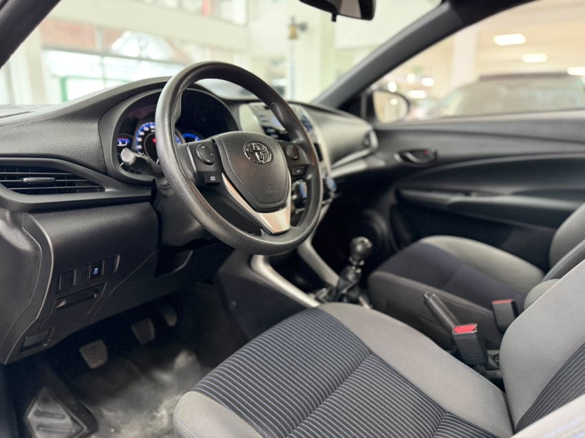 toyota yaris 1.5 16v flex sedan xl live manual 4p 202119